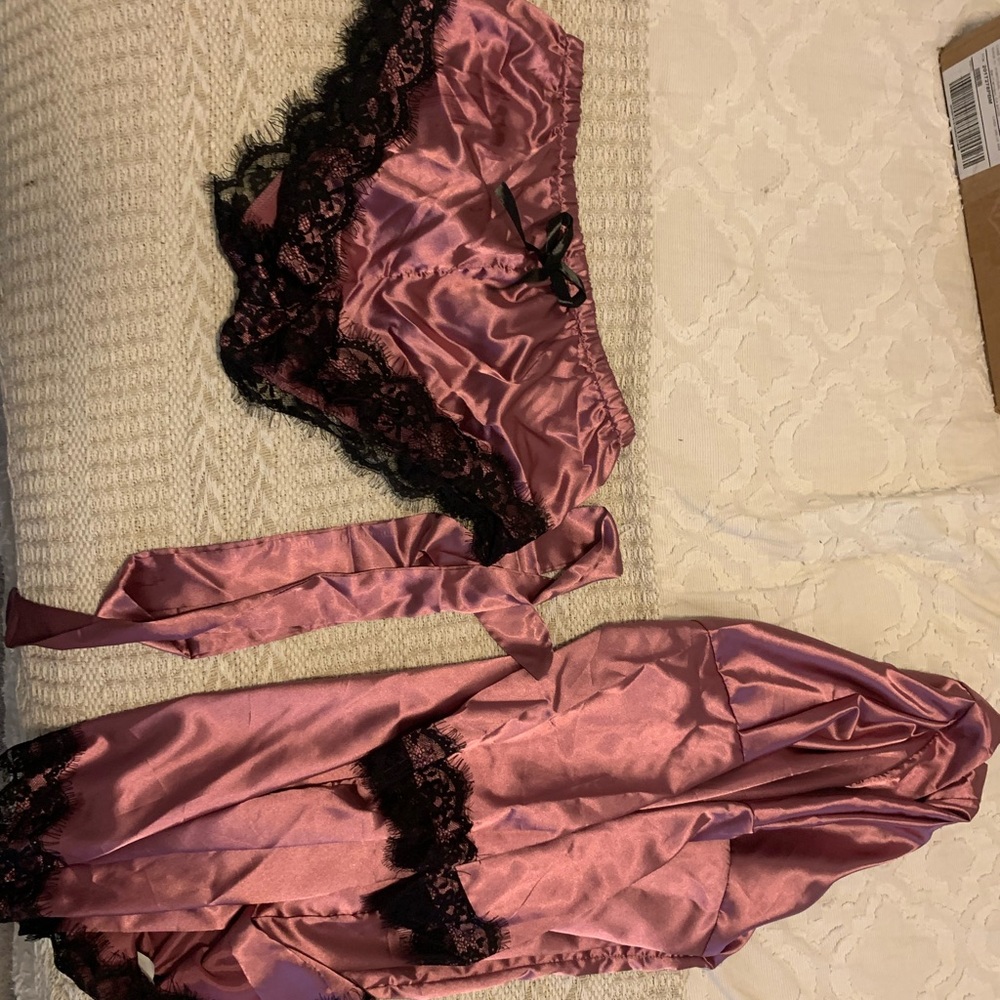 Sleep short and robe set